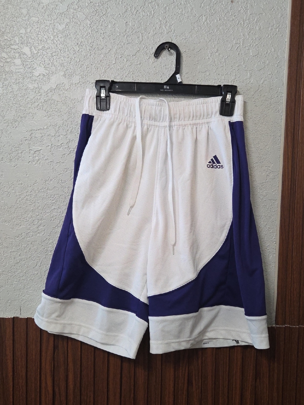 adidas Men’s White and Purple Training Shorts Medium Sz